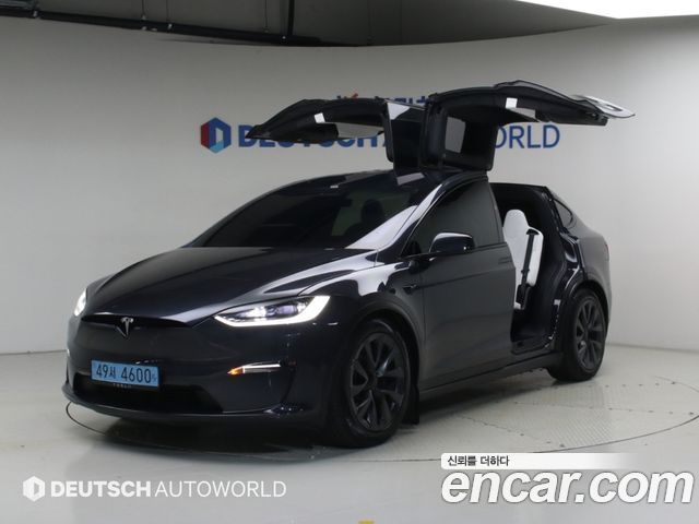 Tesla Model X — exterior