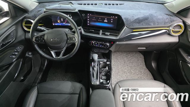 Chevrolet Korea Trax — interior