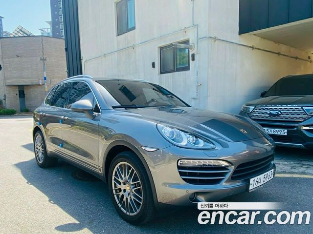 Porsche Cayenne — exterior