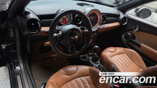 MINI Coupe — interior