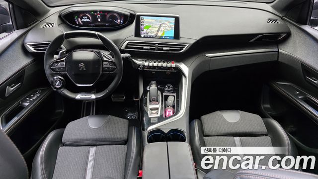 Peugeot 5008 — interior