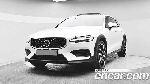 Volvo V60 — exterior