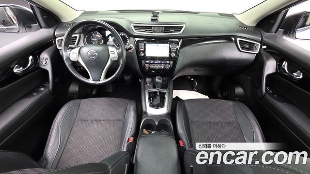 Nissan Qashqai — interior