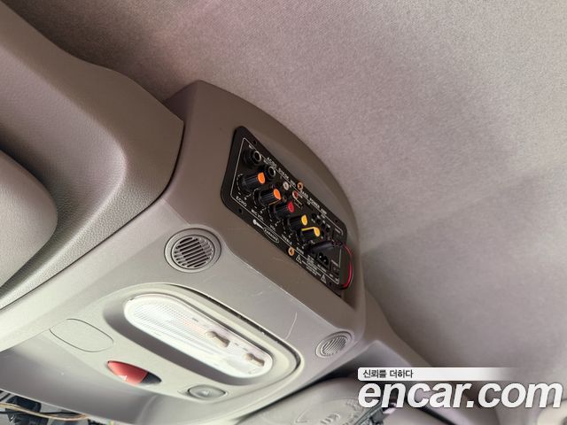 Renault Korea Master — interior