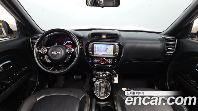 Kia Soul — interior