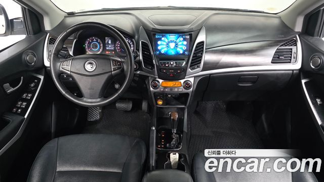 KG Mobility Korando — interior