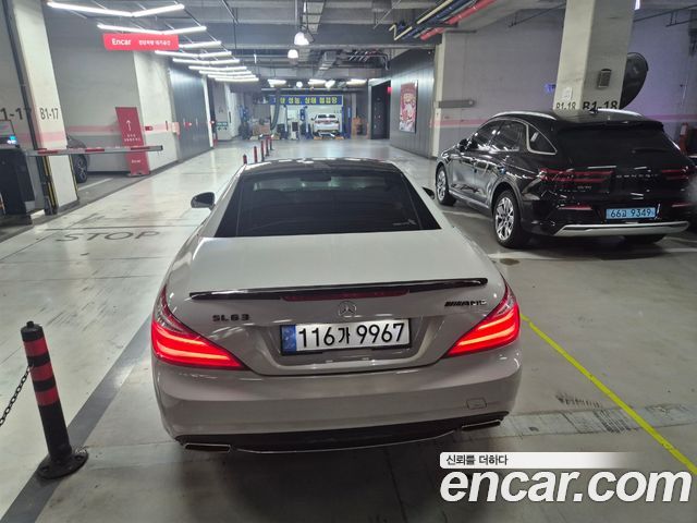 Mercedes-Benz SL-Class