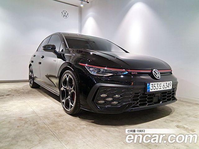 Volkswagen Golf — exterior