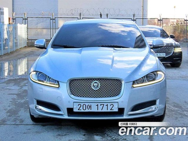 Jaguar XF — exterior