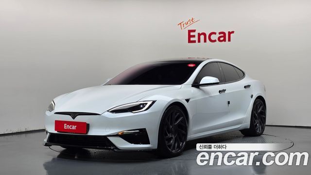 Tesla Model S — exterior