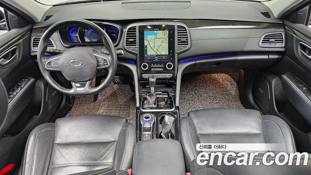 Renault Korea SM6 — interior