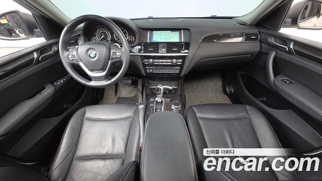 BMW X4 — interior