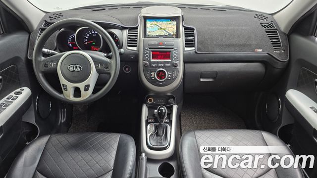 Kia Soul — interior