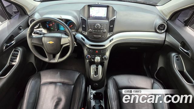 Chevrolet Korea Orlando — interior