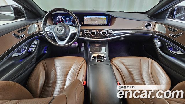 Mercedes-Benz S-Class — interior