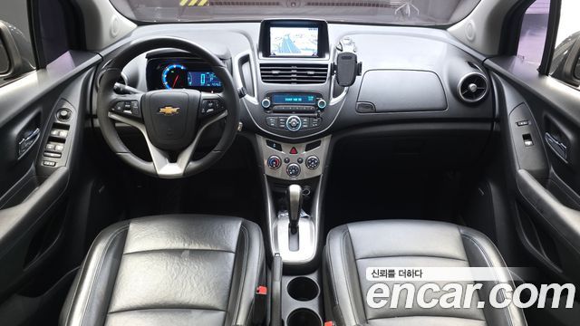 Chevrolet Korea Trax — interior