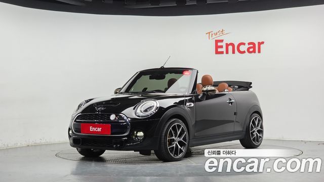 MINI Cooper Convertible