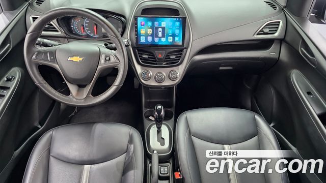 Chevrolet Korea Spark — interior