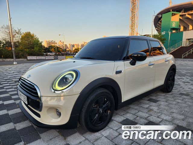 MINI Cooper — exterior