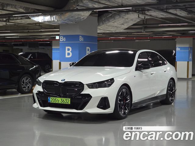 BMW i5