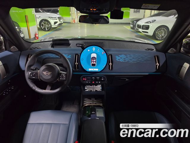 MINI Countryman — interior