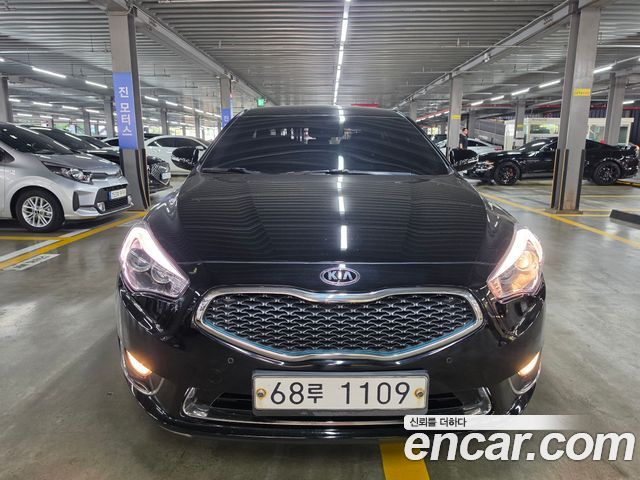 Kia K7 — exterior