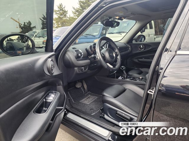 MINI Clubman — interior