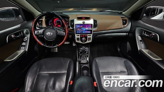 Kia Forte — interior