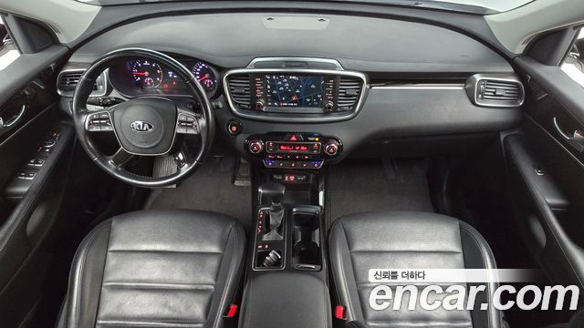 Kia Sorento — interior