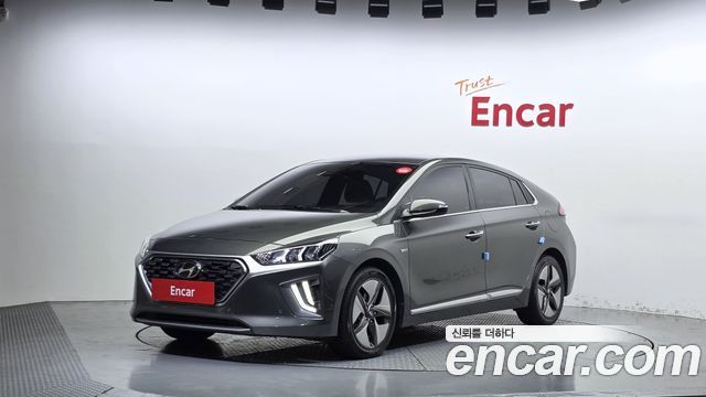 Hyundai Ioniq