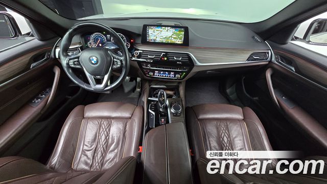 BMW 5 Series — interior
