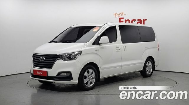 Hyundai Starex