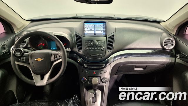 Chevrolet Korea Orlando — interior