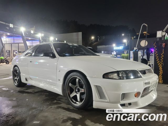 Nissan Skyline