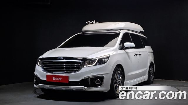 Kia Carnival — exterior