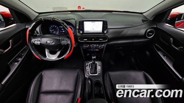 Hyundai Kona — interior