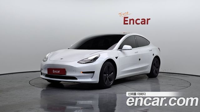 Tesla Model 3 — exterior