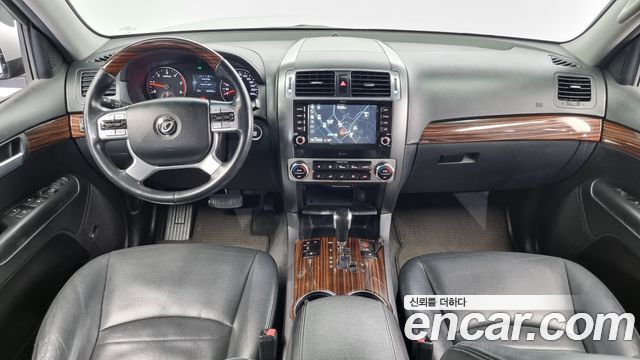 Kia Mohave — interior