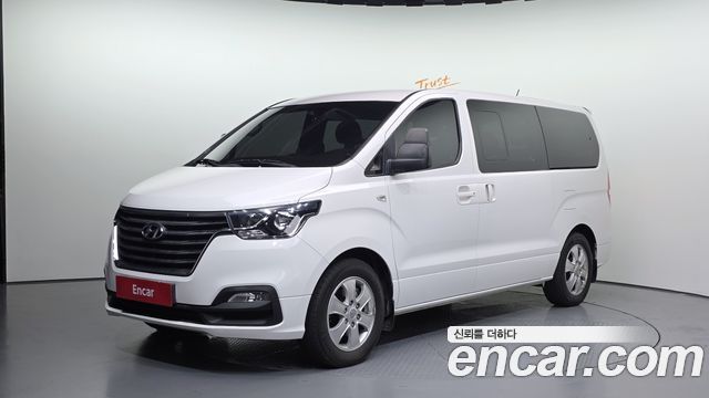 Hyundai Starex — exterior