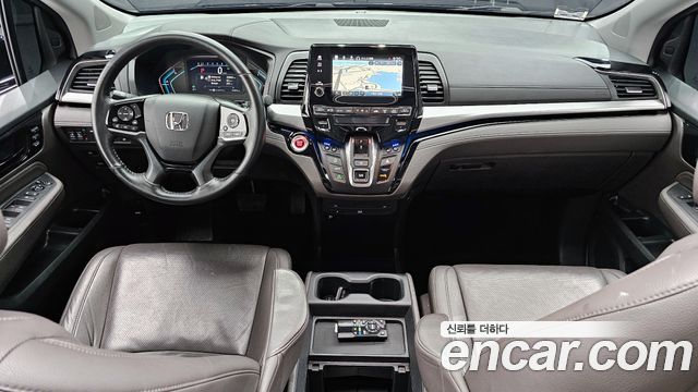 Honda Odyssey — interior