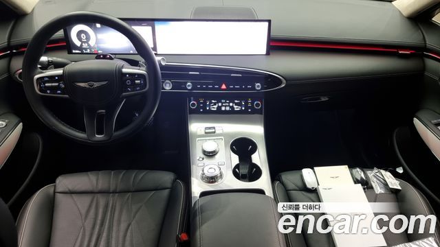 Genesis GV70 — interior