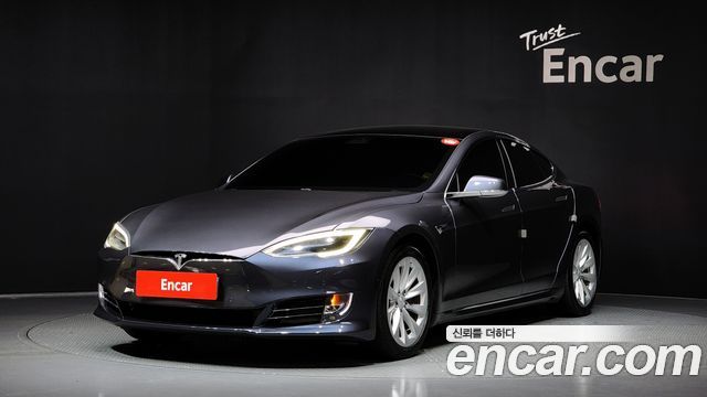 Tesla Model S — exterior