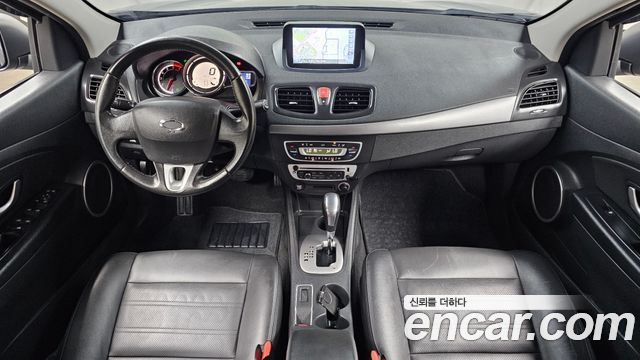 Renault Korea SM3 — interior