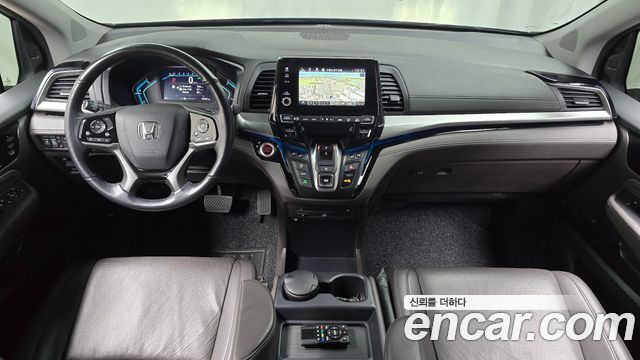 Honda Odyssey — interior