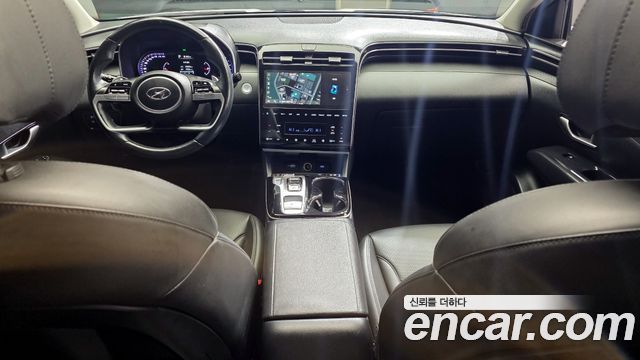 Hyundai Tucson — interior