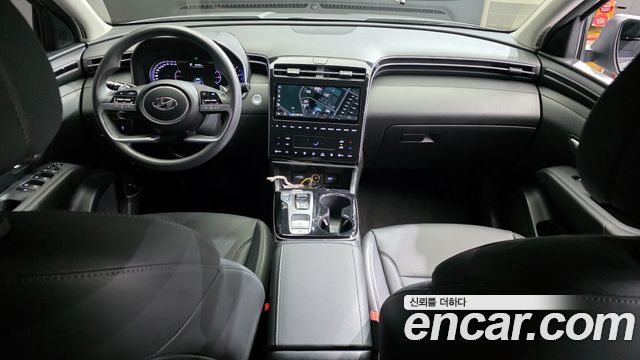 Hyundai Tucson — interior