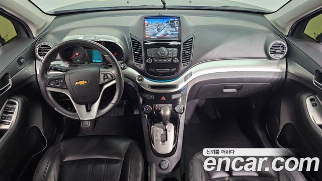 Chevrolet Korea Orlando — interior