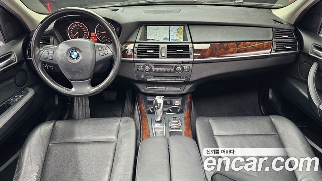 BMW X5 — interior