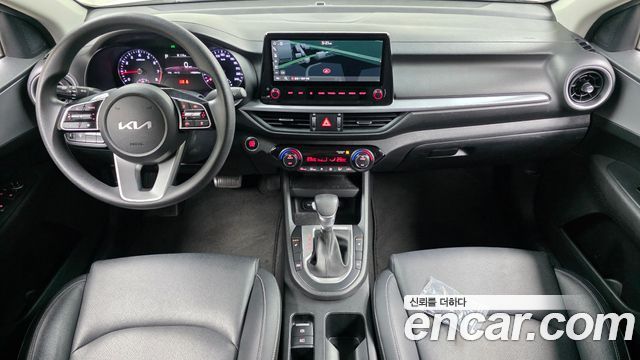 Kia K3 — interior