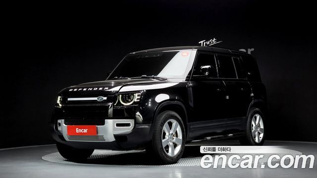 Land Rover Defender — exterior